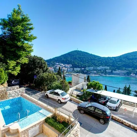 By The Sea Apartment